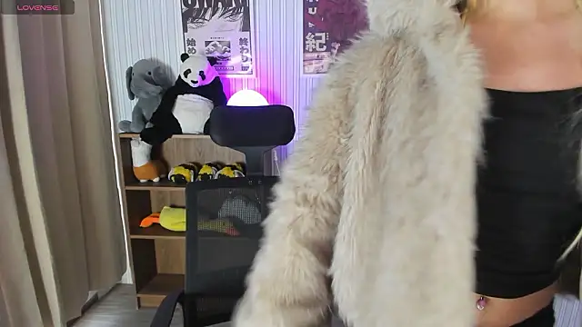 Laukyubey1 online show from 03.20.26