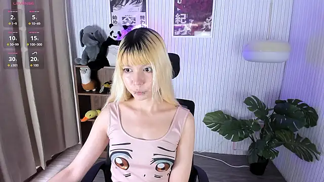 Laukyubey1 online show from 03.30.26