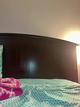 TWERKERBELL online show from 02.06.26