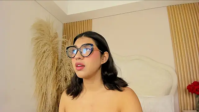 rebeca taylor online show from 04.05.26