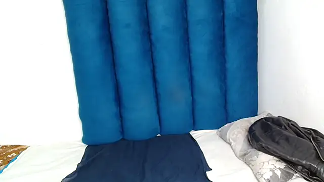 Snapshot of ForeverSexy_ chatting on 03.18.26 ForeverSexy online show from 03.18.26