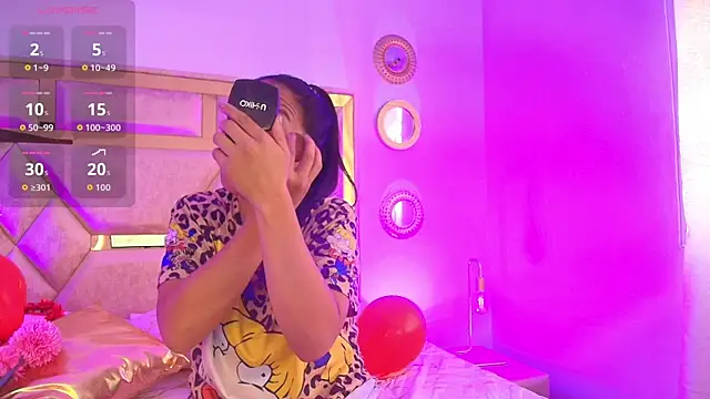 Emma Sanz   online show from 02.12.26