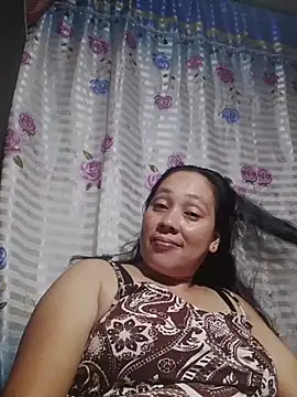 May Bombs online show from 03.04.26