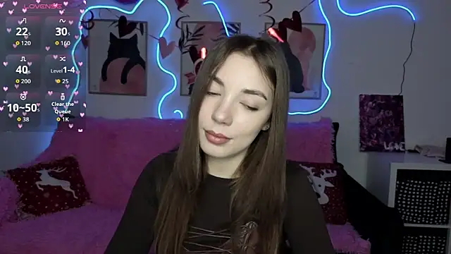 Snapshot of Adriennes chatting on 02.18.26 Adriennes online show from 02.18.26