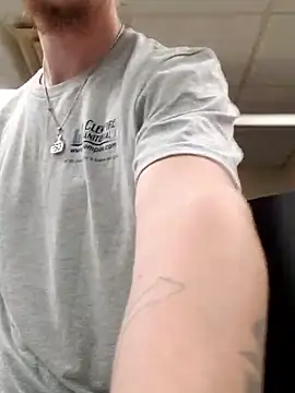 Snapshot of Horus1922 chatting on 02.18.26 Horus1922 online show from 02.18.26