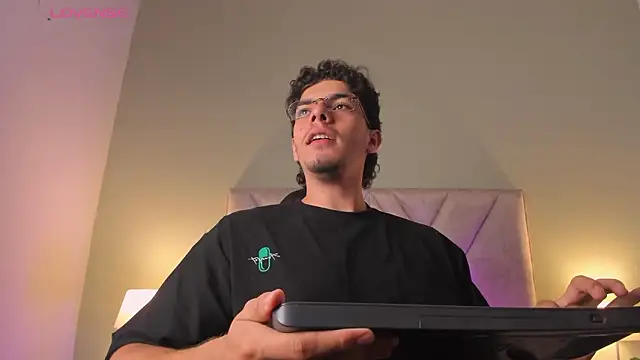 Axel Creed online show from 02.26.26