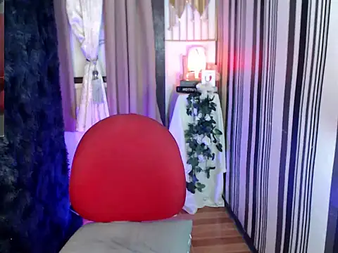 Foxysexykendra online show from 02.13.26