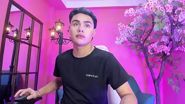 FemNoa online show from 02.05.26