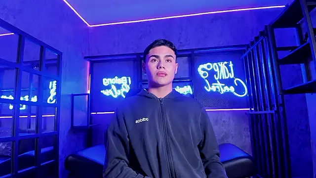 FemNoa online show from 02.23.26