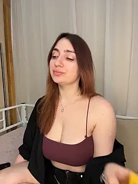 Snapshot of Linnea_ chatting on 02.16.26 Linnea online show from 02.16.26