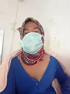 Snapshot of turbanlim07 chatting on 02.14.26 turbanlim07 online show from 02.14.26