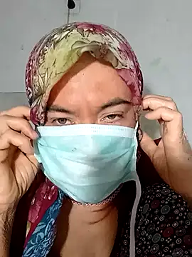 Snapshot of turbanlim07 chatting on 02.17.26 turbanlim07 online show from 02.17.26