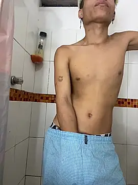 Snapshot of MaxyRyan chatting on 02.23.26 MaxyRyan online show from 02.23.26