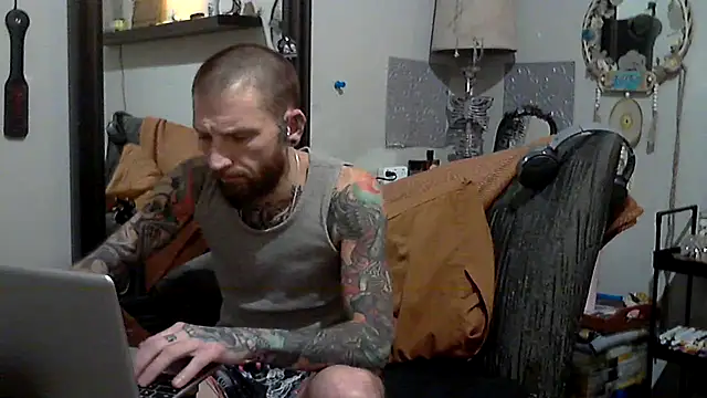 F D R  online show from 02.23.26