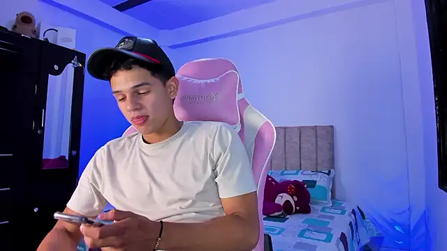 Adrian Prime  online show from 03.17.26