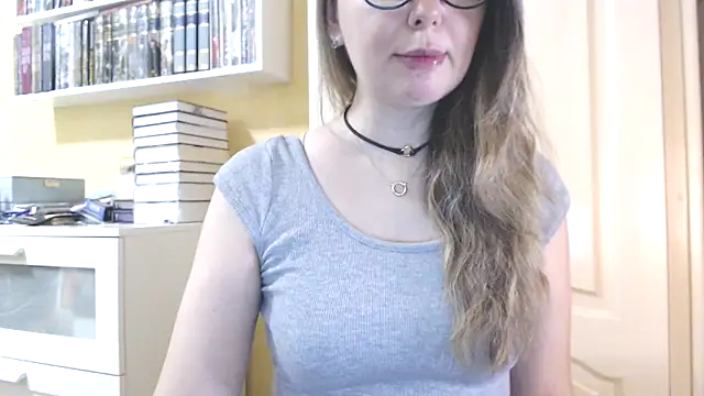 Snapshot of Tasiya chatting on 02.19.26 Tasiya online show from 02.19.26