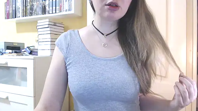 Snapshot of Tasiya chatting on 02.26.26 Tasiya online show from 02.26.26