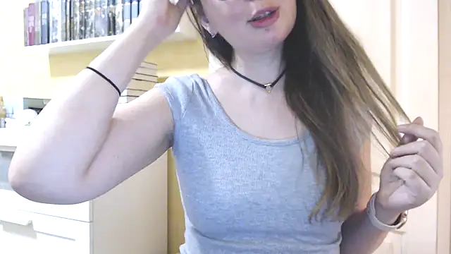 Snapshot of Tasiya chatting on 02.27.26 Tasiya online show from 02.27.26