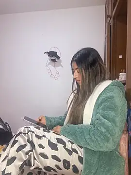  as una77 online show from 03.25.26