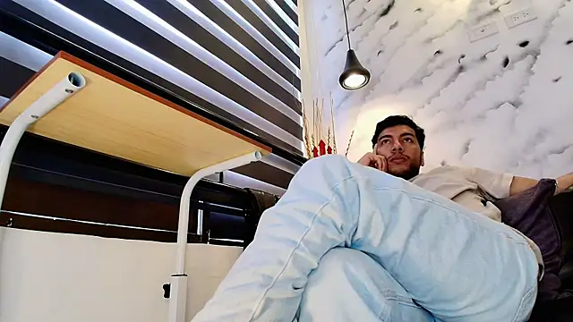 Max Hornye online show from 02.21.26