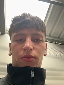 ARON LUXX online show from 03.29.26