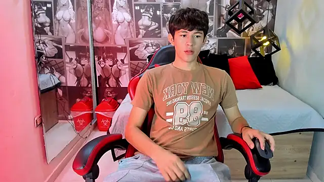 Snapshot of Christian_Foxx chatting on 05.03.26 Christian Foxx online show from 05.03.26
