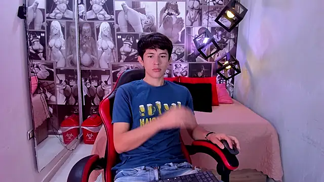 Snapshot of Christian_Foxx chatting on 05.10.26 Christian Foxx online show from 05.10.26