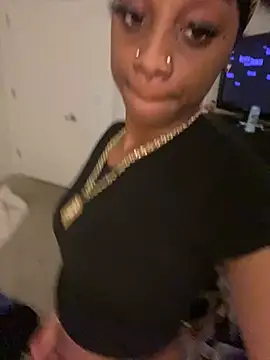 Snapshot of prettybrown9 chatting on 03.04.26 prettybrown9 online show from 03.04.26