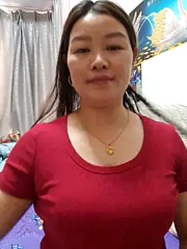 Snapshot of Jennie_dogy chatting on 04.24.26 Jennie dogy online show from 04.24.26