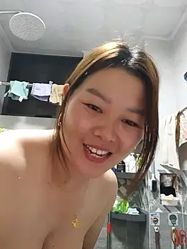 Snapshot of Jennie_dogy chatting on 04.24.26 Jennie dogy online show from 04.24.26