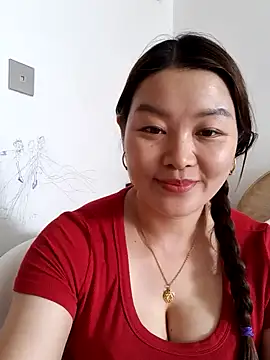 Snapshot of Jennie_dogy chatting on 05.05.26 Jennie dogy online show from 05.05.26