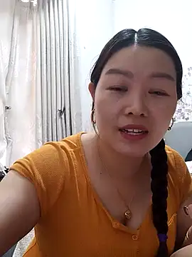 Snapshot of Jennie_dogy chatting on 05.10.26 Jennie dogy online show from 05.10.26