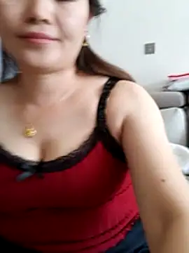 Snapshot of Jennie_dogy chatting on 05.26.26 Jennie dogy online show from 05.26.26