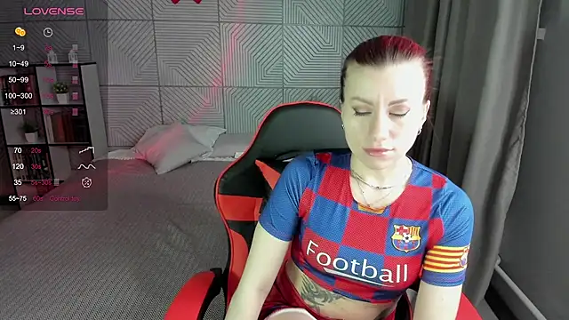 Snapshot of RinaFox__ chatting on 02.24.26 RinaFox online show from 02.24.26