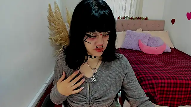 Snapshot of Nahemot_sadish chatting on 02.20.26 Nahemot sadish online show from 02.20.26