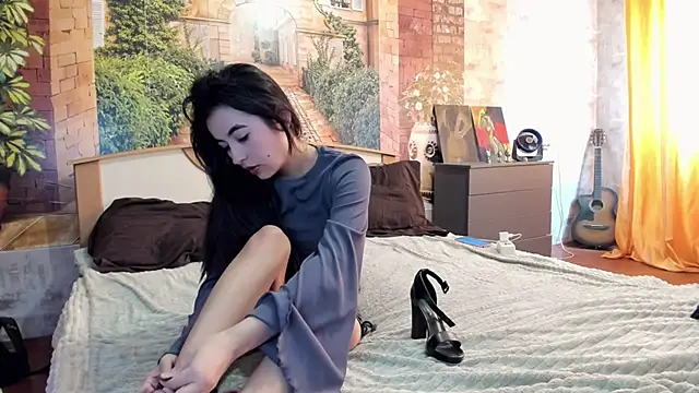 Snapshot of _littleangie_ chatting on 04.01.26 littleangie online show from 04.01.26