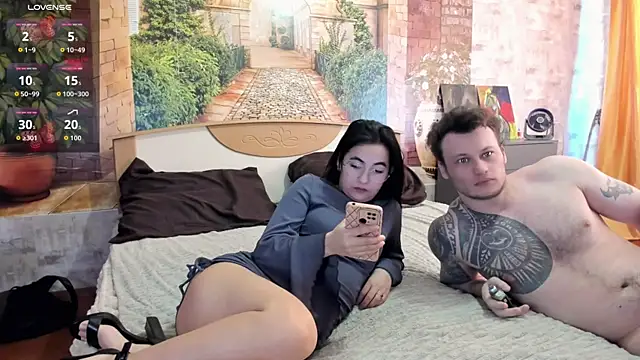 Snapshot of _littleangie_ chatting on 04.10.26 littleangie online show from 04.10.26