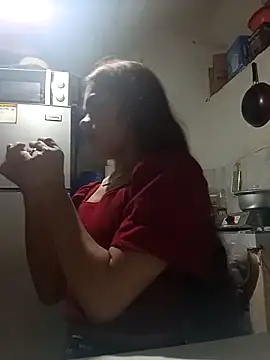 Snapshot of Wildcam21 chatting on 02.13.26 Wildcam21 online show from 02.13.26