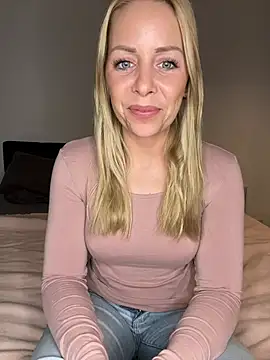 emily-becker22 online show from 03.19.26