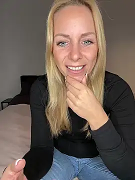emily-becker22 online show from 04.23.26