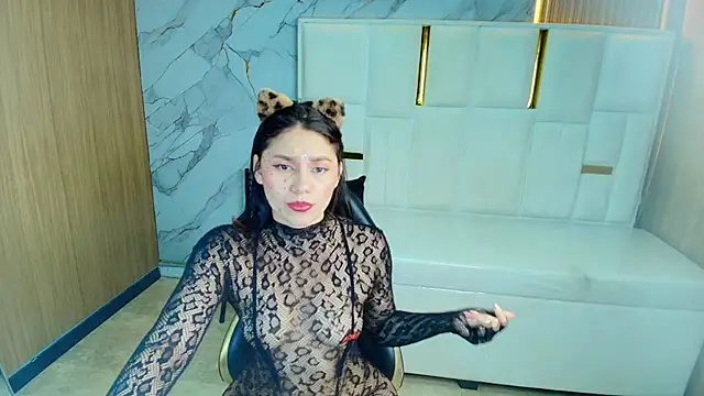 rox luxury tf online show from 04.15.26