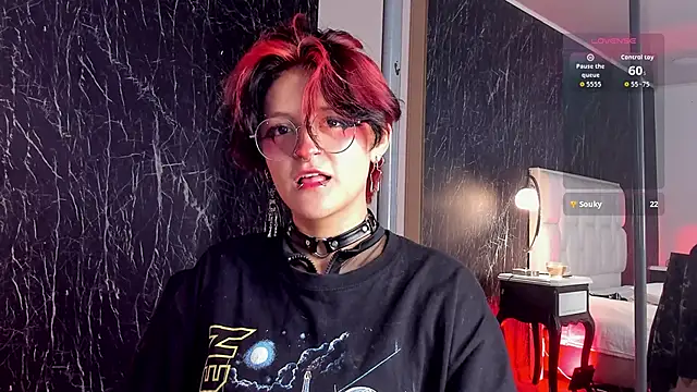 Snapshot of YuuMiko chatting on 02.27.26 YuuMiko online show from 02.27.26