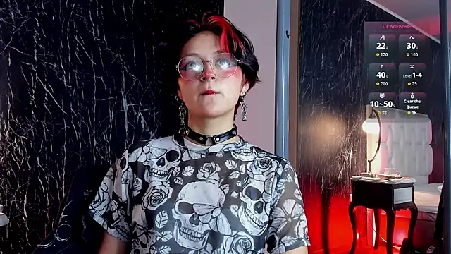 Snapshot of YuuMiko chatting on 02.28.26 YuuMiko online show from 02.28.26