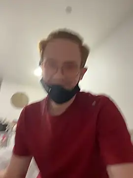 Snapshot of AllisonXAlfred chatting on 02.10.26 AllisonXAlfred online show from 02.10.26