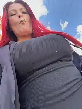 Lia-Moon77 online show from 02.20.26