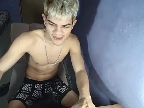 Snapshot of Jesshot_bigcock20cm chatting on 02.11.26 Jesshot bigcock20cm online show from 02.11.26