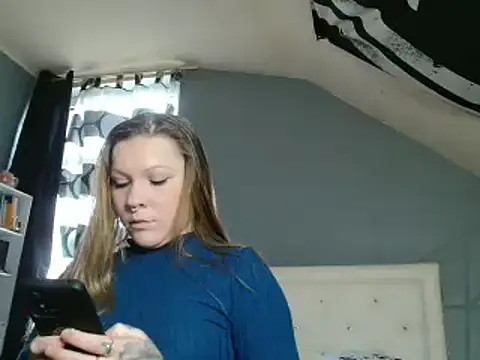 Snapshot of MaitresseAnnaFalcone chatting on 12.09.24 MaitresseAnnaFalcone online show from 12.09.24