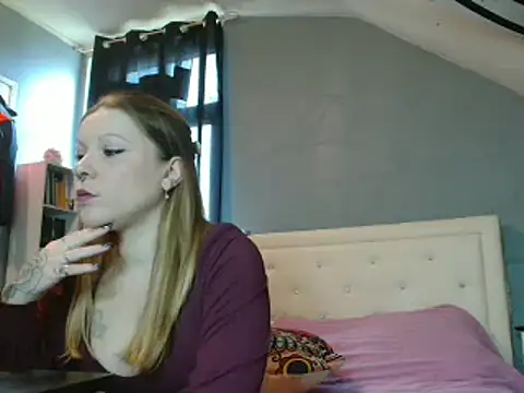 Snapshot of MaitresseAnnaFalcone chatting on 02.27.25 MaitresseAnnaFalcone online show from 02.27.25