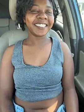 Snapshot of Ebony_Queeen chatting on 05.05.26 Ebony Queeen online show from 05.05.26