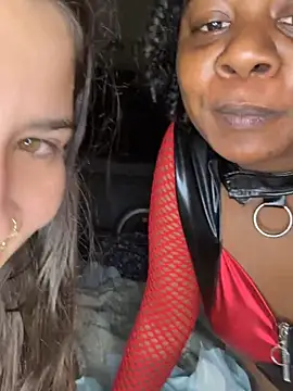 Snapshot of Ebony_Queeen chatting on 05.29.26 Ebony Queeen online show from 05.29.26